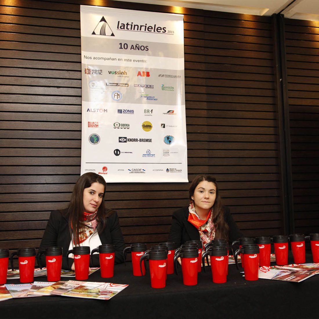 latinrieles-2015-01